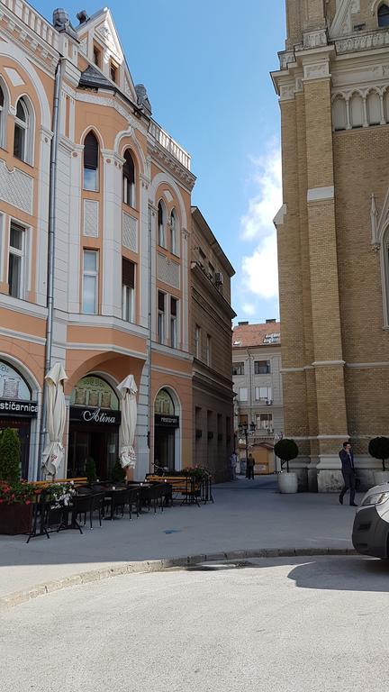 Apartment Centrum Novi Sad Exteriér fotografie